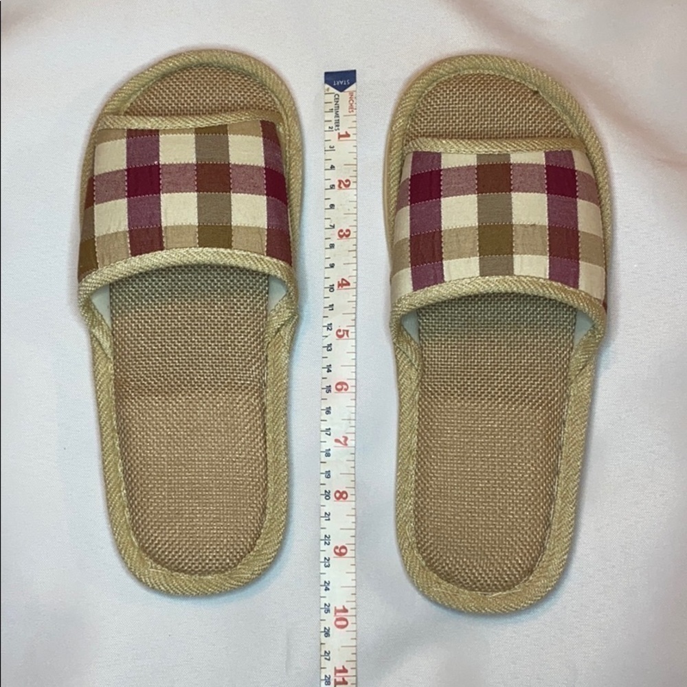 GINGHAM SLIPPERS ✨✨✨ - Picture 3 of 5